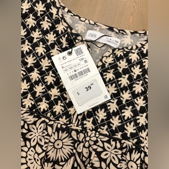 Girls Zara Black and Cream Patterned Dress Size 9 - Picture 5 of 6